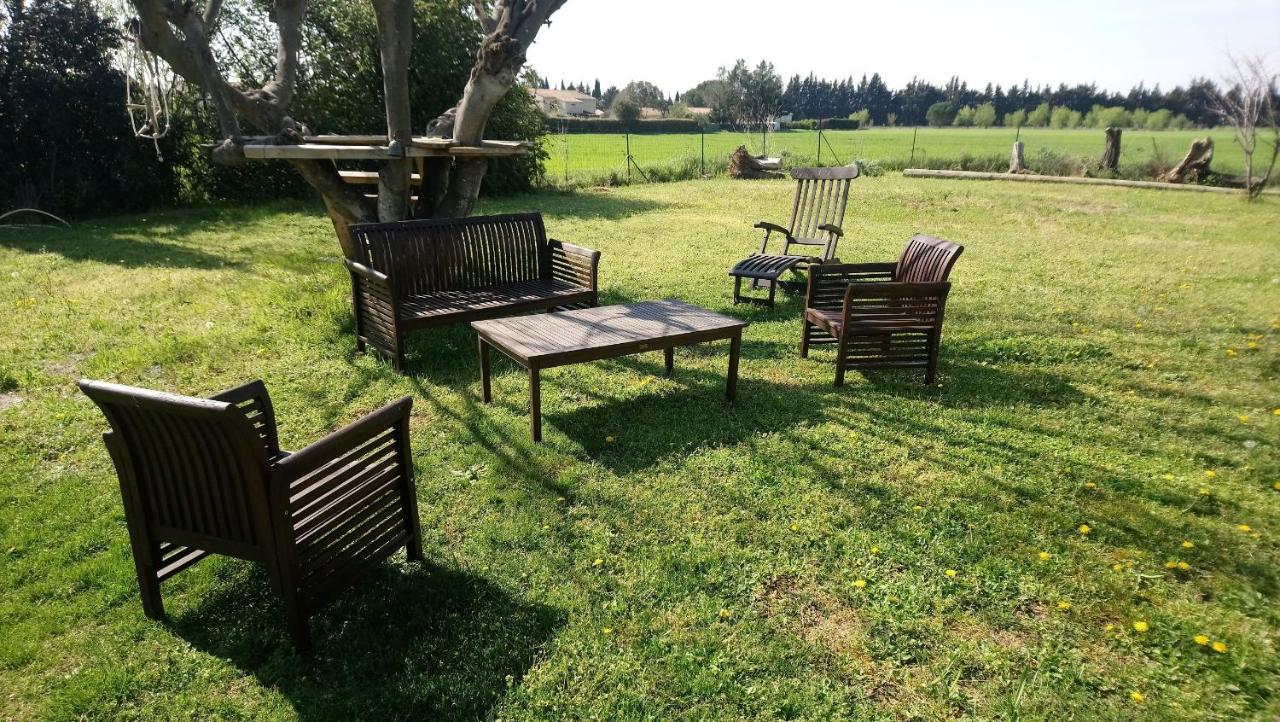 Uchaud L'Esperluette En Camargue B&B 외부 사진